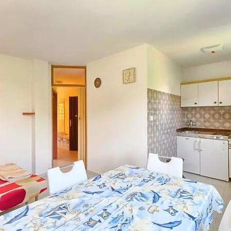 Apartman Fuer 4 Personen Ca 36 Qm In Premantura, Istrien Istrische Riviera Premantura